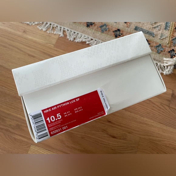 Nike Air Python Lux SP Sneakers - Black - Picture 3 of 13